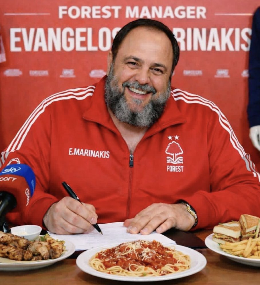 🚨 𝗕𝗥𝗘𝗔𝗞𝗜𝗡𝗚: Evangelos Marinakis has appointed HIMSELF as the manager of Nottingham Forest.