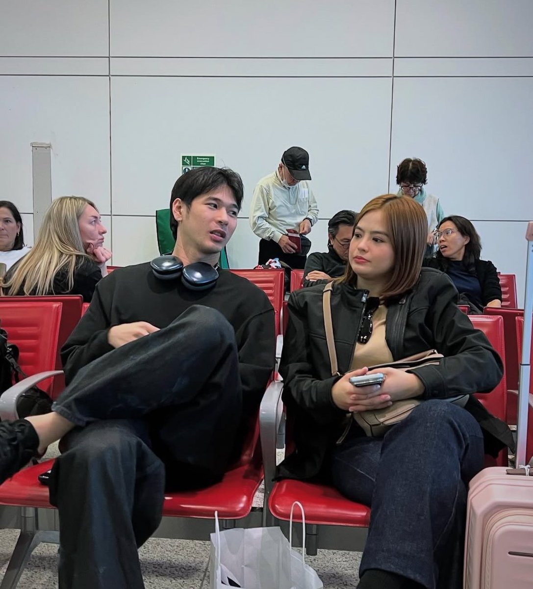 nahanap na niya yung taong makikinig sa ideas and thoughts niya 24/7 😢💛