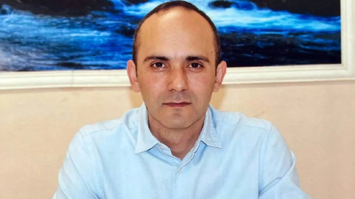 Yeniden hastaneye kaldırılmıştı...

Tayfun Kahraman için kritik çağrı!

cumhuriyet.com.tr/turkiye/yenide…