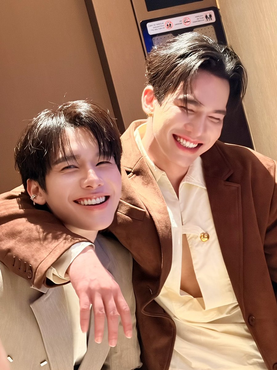 พี่น้องบ้านอดิศวร ตีกันสามวัน รักกันสองวิ
#mmaxmax #ohmkrit 🌳