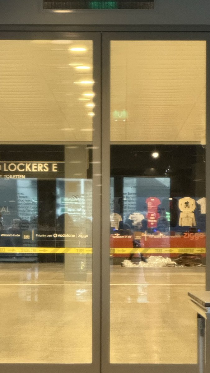 JHooksCS's tweet photo. first look at Joost Klein Ziggo Dome merch https://t.co/NNr8V7uCfE