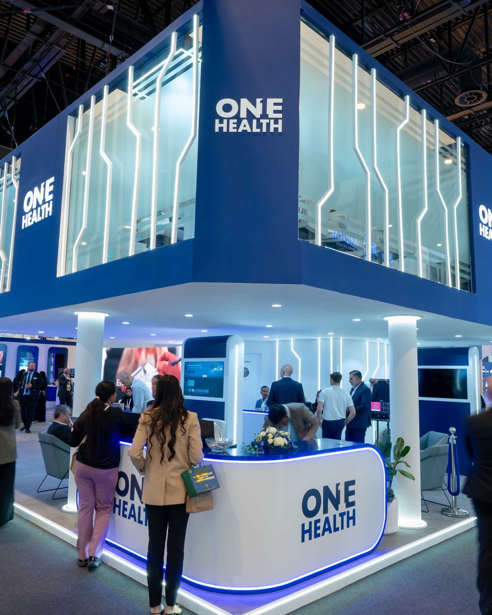 Circular tweet media