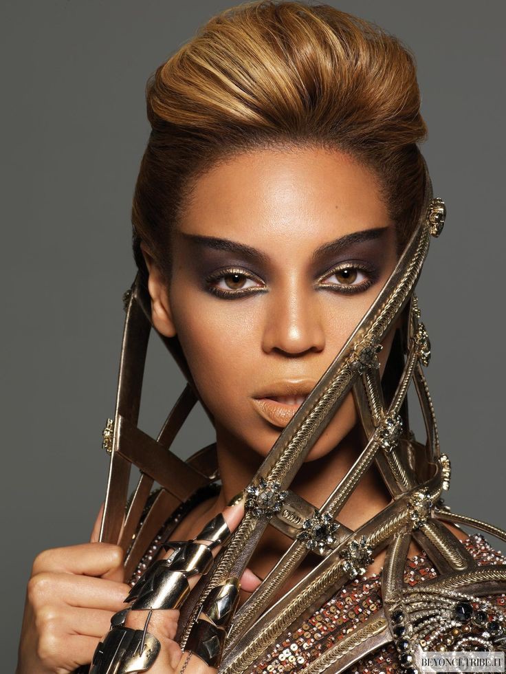 SpotifyBeyhive's tweet photo. .@Beyonce's albums with the most solo streams on Spotify:

I AM...SASHA FIERCE — 4.888B
RENAISSANCE — 3.283B
4 — 2.878B
BEYONCÉ — 2.400B
COWBOY CARTER — 1.620B
Lemonade — 1.465B
B'Day — 1.279B
Dangerously In Love — 717M