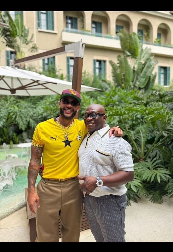 berthsfamily's tweet image. Depay Family #FatherAndSon 🇬🇭🔥