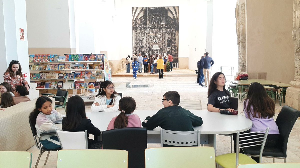 ⛪️La iglesia de San Pedro de #Lorca renace como epicentro social de los barrios altos
👉El histórico templo medieval, convertido en un centro sociocomunitario por la <a href="/FundacionIEG/">FundaciónGigante</a> , se ha transformado en un espacio de bienestar y oportunidades
cope.es/emisoras/regio…