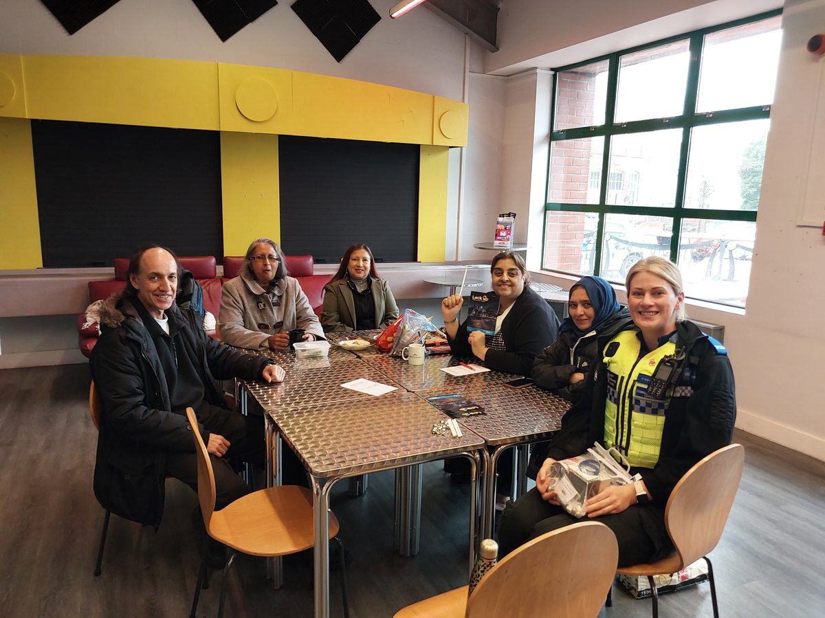 St Peter's, Park and Graiseley Police tweet media