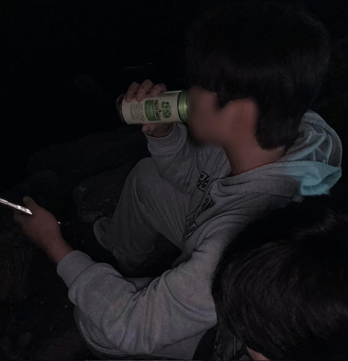 now_03188's tweet photo. #ㄱㅊㅅ #게친소 #ㄱㅇ
오랜만에 복귀
190 80 03
친분이든 뭐든 친해질사람 구해요 
같이 놀고 게임하고 연락할사람 https://t.co/WyyfZBlGX8