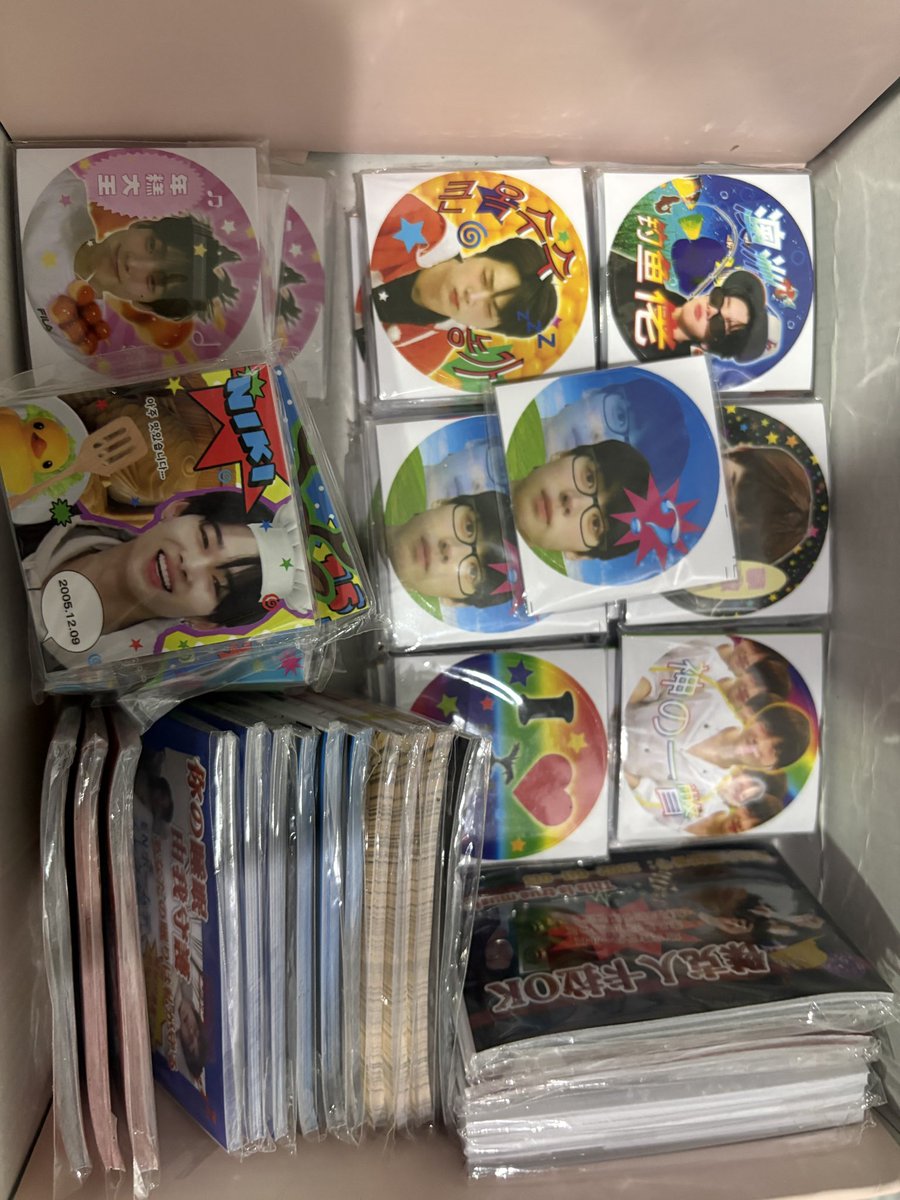 jaykawaai's tweet photo. ไ่ม่เก็บจิงละ😭 หาเงิน สนใจใบไหนสอบถามได้เลออ สต. หรือเม้นก็ได้ค้าบ #ตลาดนัดenhypen #ตลาดนัดเอนไก่ #ตลาดนัดเอนไฮเพน https://t.co/bs3QKX03O6