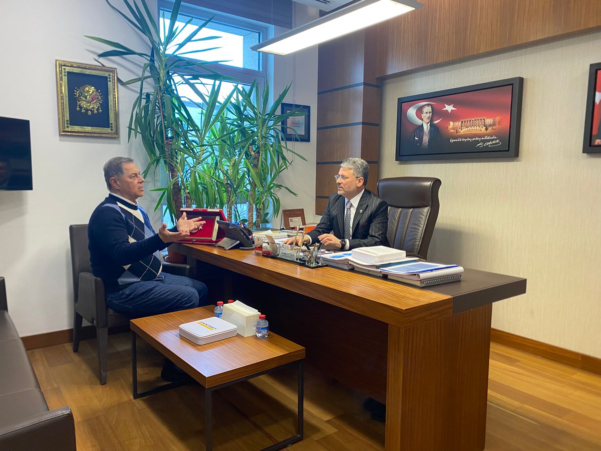 Başkent Ankara'da hava soğuk siyaset sıcak... TBMM'de AK Parti Adana Milletvekilimiz, TBMM Sanayi, Ticaret, Enerji, Tabii Kaynaklar, Bilgi ve Teknoloji Komisyonu üyesi Faruk Aytek ile Adana'yı ve Türkiye'yi konuştuk, nazik misafirperverliği için teşekkür ederim.
