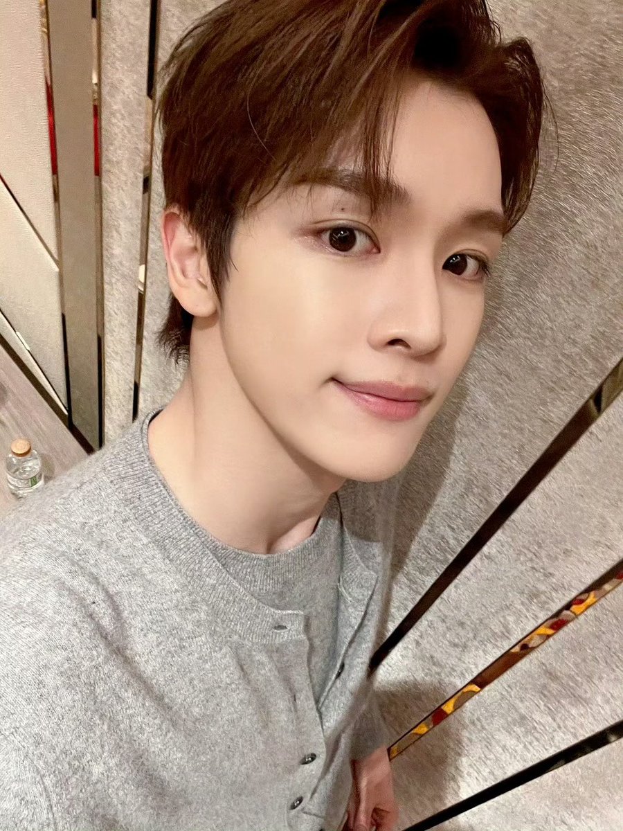 riize_archives's tweet photo. 260212 #SUNGCHAN weibo update https://t.co/xllw6ZlVrO