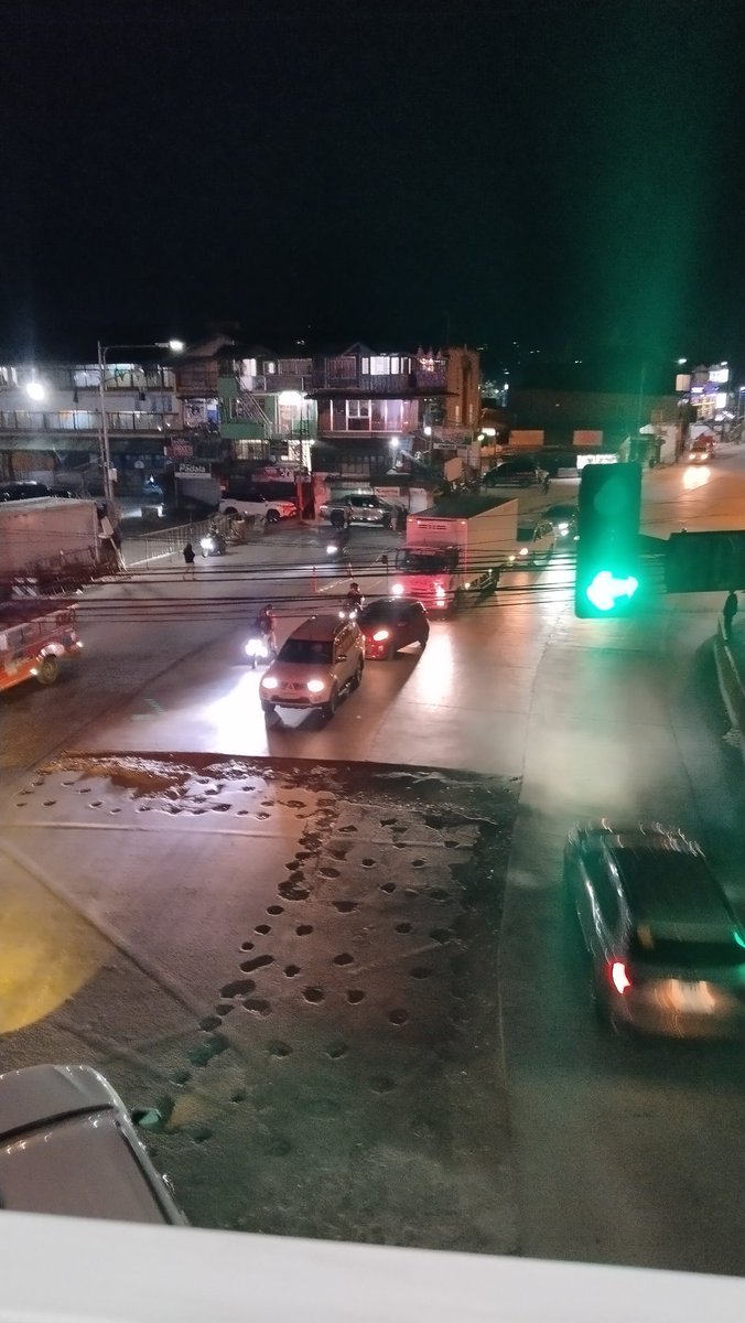 twinkystar.bott tweet media