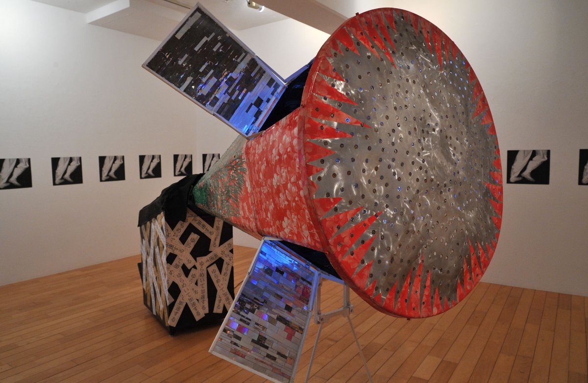 「高橋克哉展　原作幽閉システム　ゆらめく防人」

私たちの歴史にまつわる物語が閉じ込められた不思議な装置が稼働しています。

(2026.2.9mon-14sat  11:30-18:30)