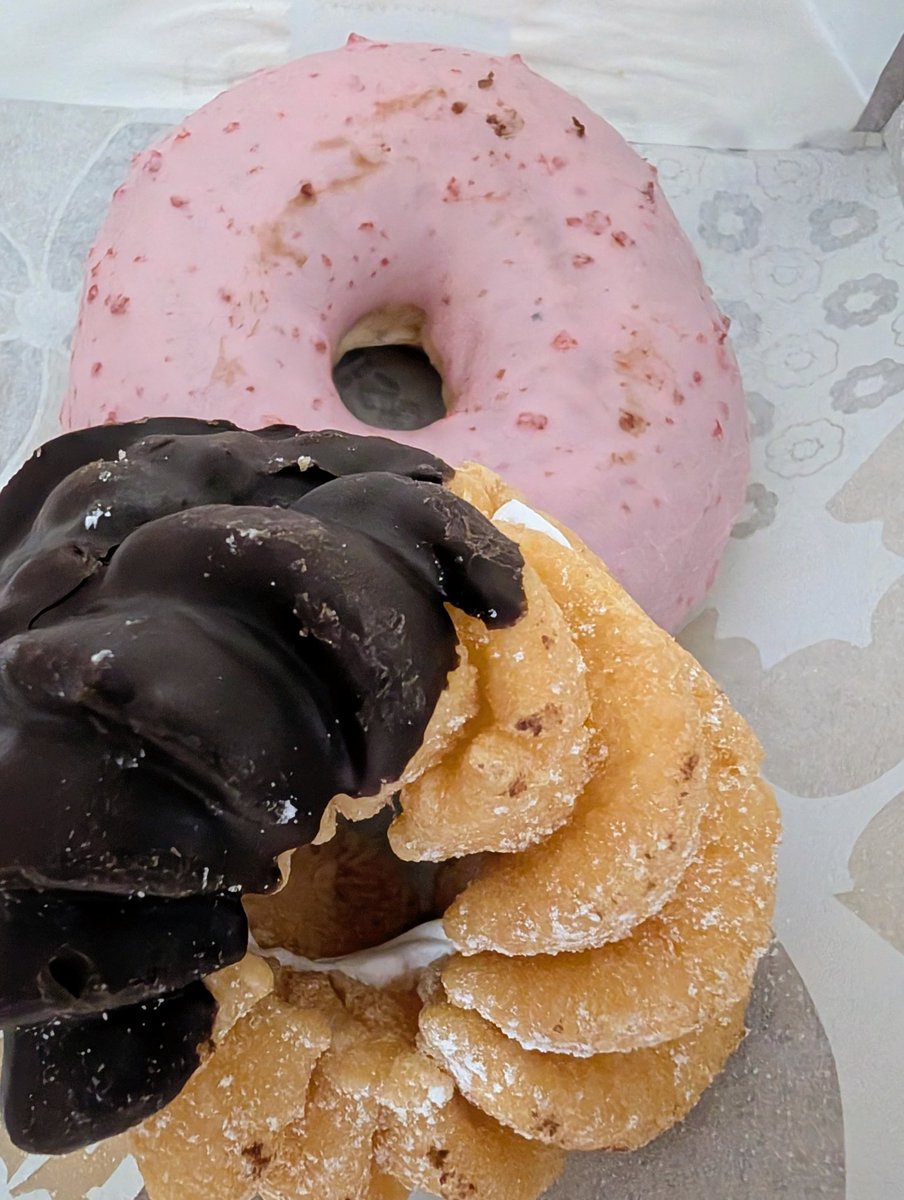 ポンチキは手に入らないけどミスドでそれっぽいの買おう…と思ったら