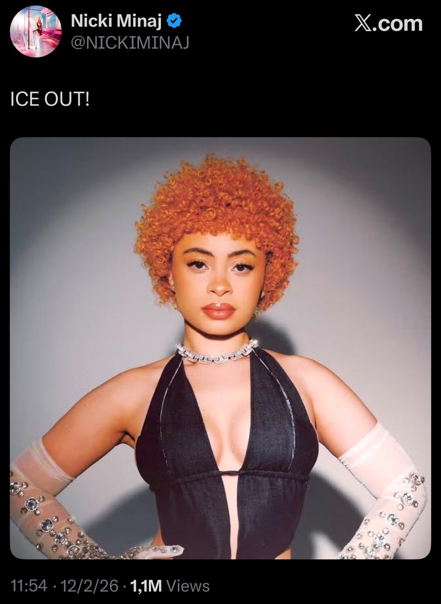 WHITEH0TPEPPERS's tweet photo. ?????????????????? https://t.co/8q3XwmkWSS