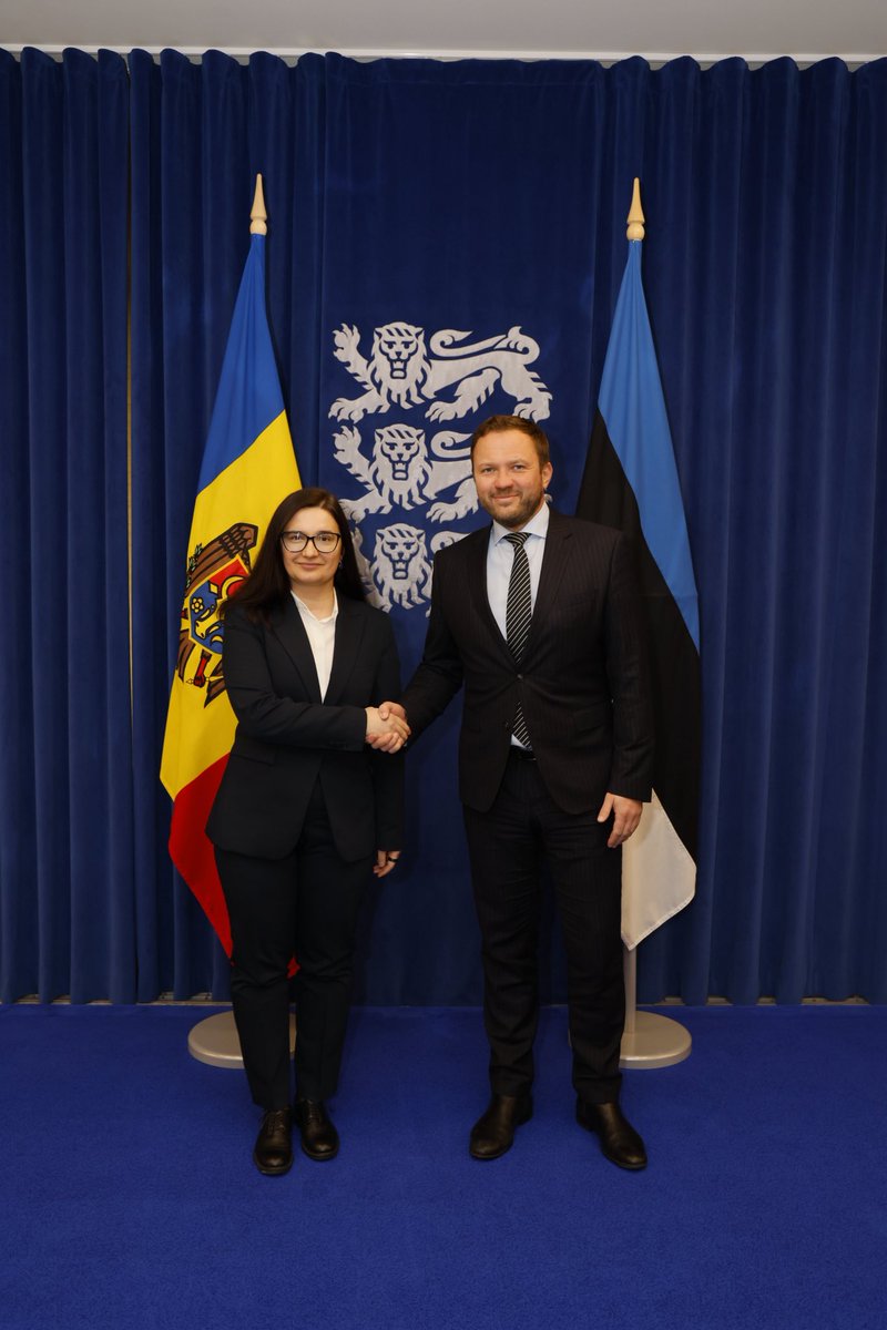 Tsahkna's tweet photo. Today I met with my good colleague, Moldova’s 🇲🇩 Deputy Prime Minister for European Integration, @cgherasimov.

We had a productive discussion on Moldova’s progress on its path toward the EU and how we can further deepen our cooperation in countering Russia’s hybrid activities.

EU enlargement remains one of the Union’s greatest strategic assets. It strengthens our security, reinforces stability, and enhances our competitiveness.

I reiterated that both Moldova 🇲🇩 and Ukraine 🇺🇦 belong in the EU. Moldova continues to be a trusted and valued partner, and 🇪🇪 stands ready to share its experience and support throughout the reform process.

Our ties 🇪🇪🇲🇩 will grow even stronger this summer as we prepare to open an Estonian embassy in Chișinău.