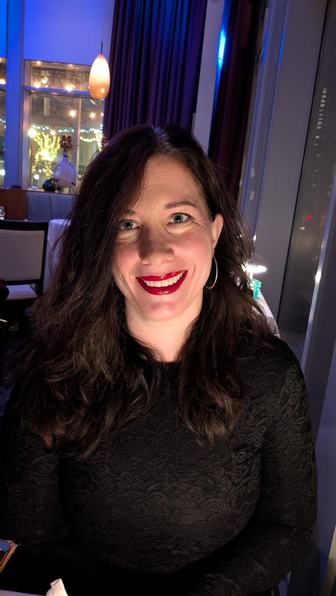 Onehourcouple tweet media