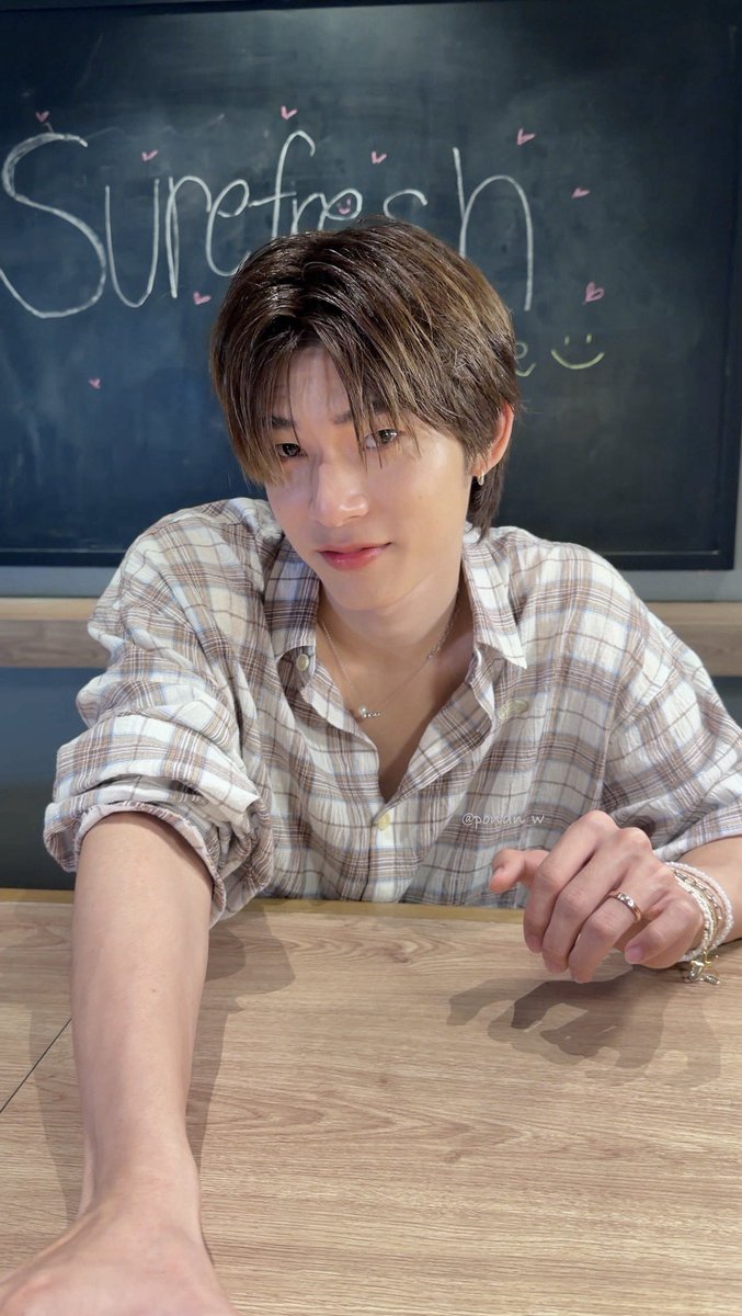 เกินปายยย 🫠

#SUREFRESHxTeeTee 
#twnpich