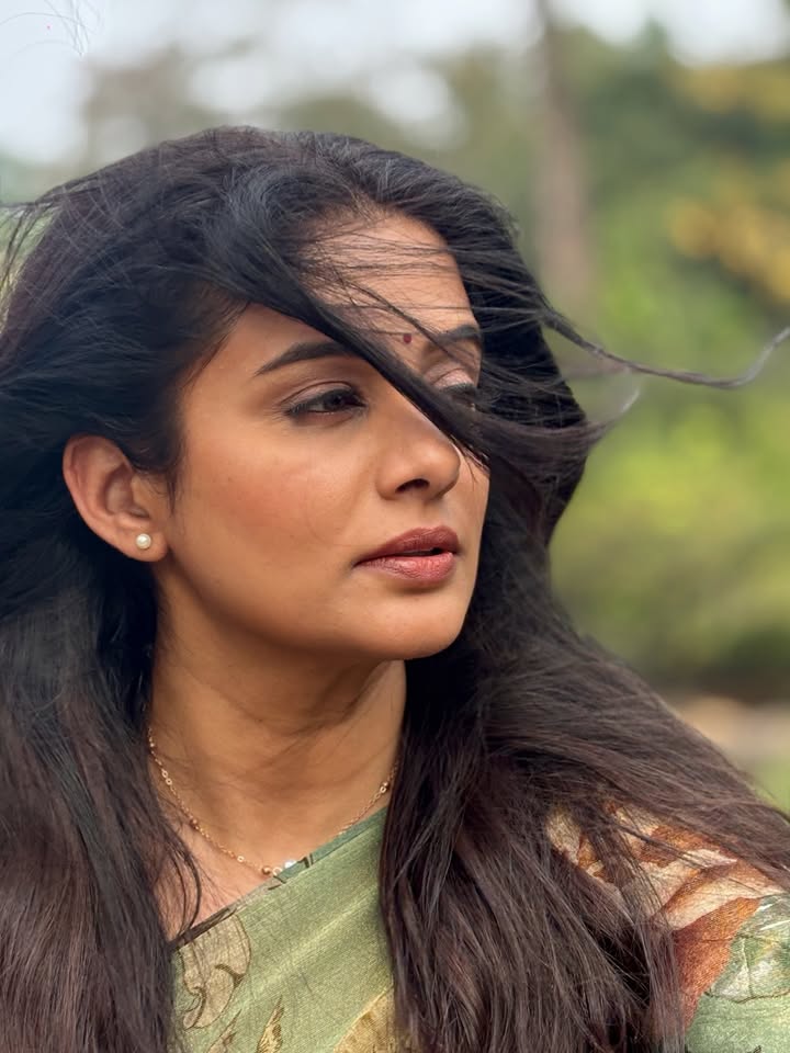Actress_Club's tweet photo. 🎯 #PriyamaniThread

#Actress #Priyamani New Look https://t.co/E7m6uavm4Z