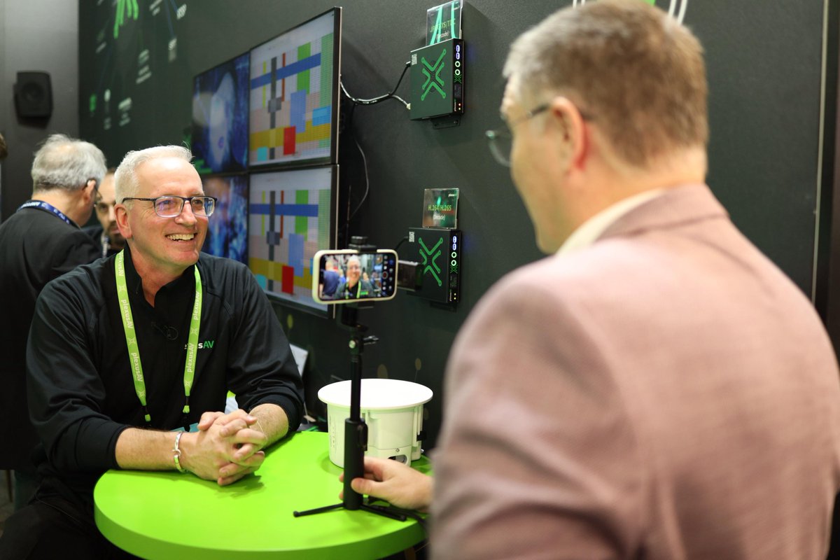 PlexusAV tweet media