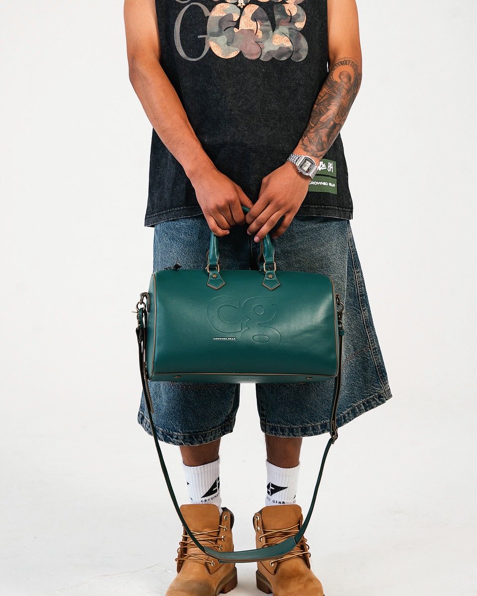crownedgear01's tweet photo. CRWND Militia Black T-Shirt x CG Stealth Duffle Bag. Limited stock Available Now. 
No re-stocks. 
#luxury #fyp https://t.co/rznVHJfOVu