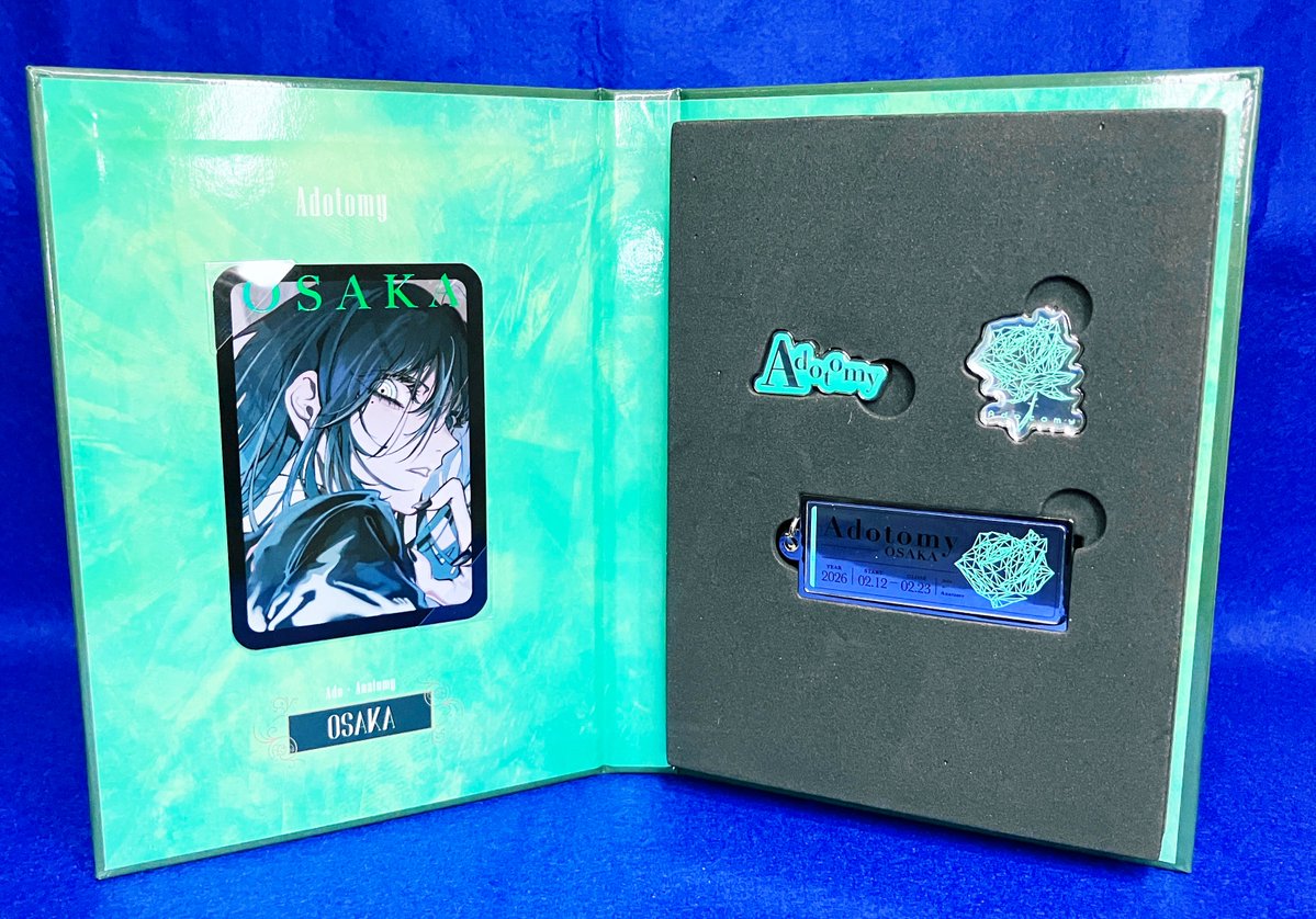 Adotomyの入場特典グッズ 緑も綺麗だけど、やっぱり東京の青が欲しいな😬w