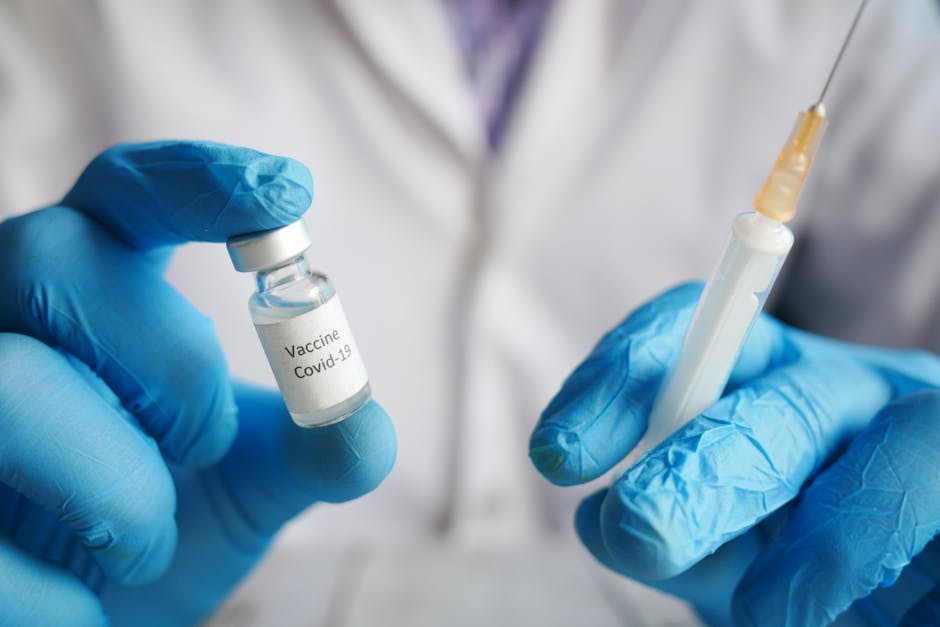 antaxpatel's tweet photo. "BREAKING: US Senate votes to repeal Biden's vaccine mandate for large employers, citing 'overreach' of executive power 🚫. The move comes as COVID-19 cases surge in the US due to low vaccination rates #VaccineMandate #COVID19" https://t.co/iUGtjQTOnh