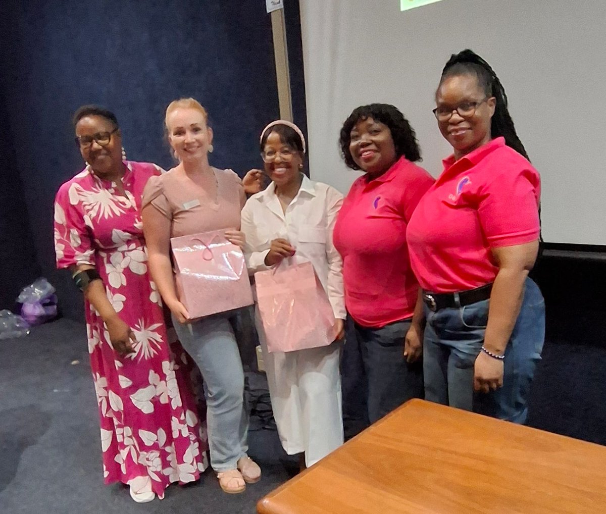 SANDF_ZA's tweet image. #SAMilitaryHealthService Article || 1 Military Hospital Strengthens Maternal Health Awareness during Pregnancy Week.

facebook.com/share/p/187QEz…

#SANDF
#1MilitaryHospital
#TowardsMilitaryHealthExcellence
#PregnancyWeek2026