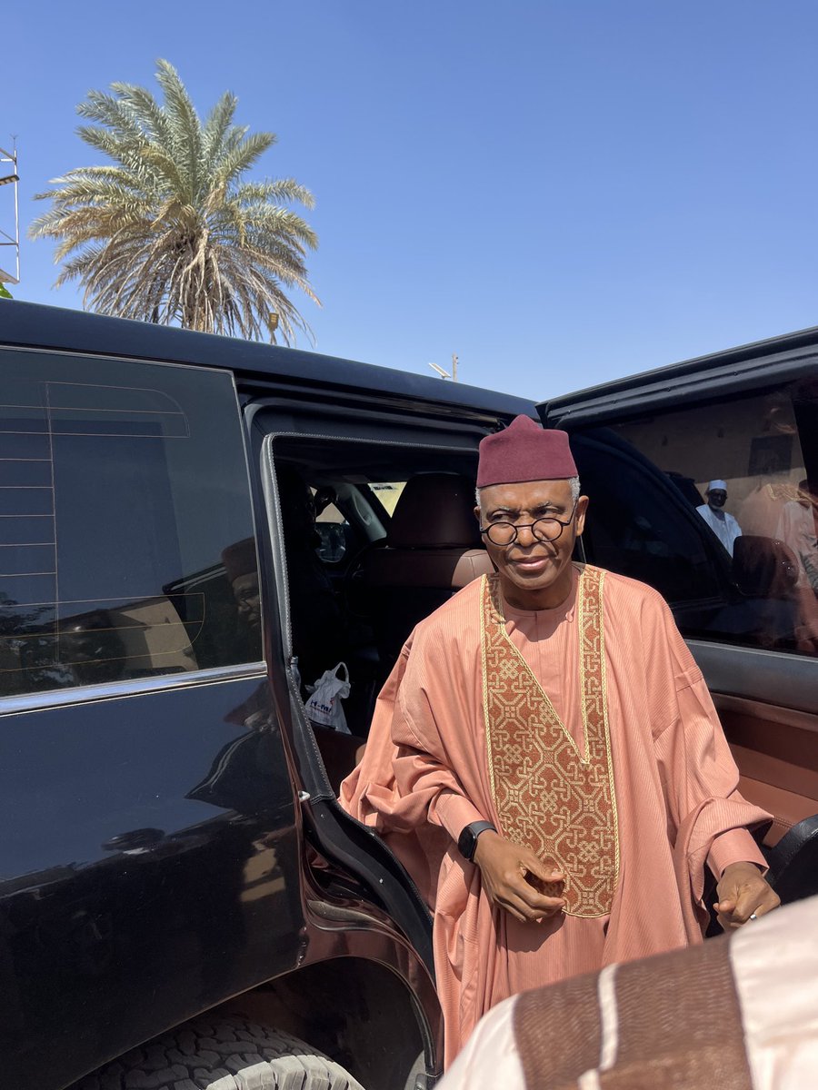 DEVELOPING STORY: Tension erupted at Nnamdi Azikiwe International Airport, Abuja, after security operatives reportedly attempted to arrest former Kaduna State Governor, Mallam Nasir <a href="/elrufai/">Nasir Ahmad El-Rufai</a> 

Eyewitnesses claim the officers approached him at the airport, but supporters