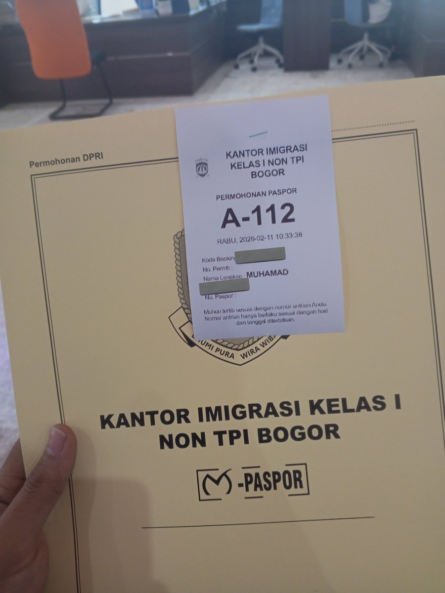 mooonboooii's tweet photo. Bismillahirrahmanirrahim, semoga lancar sampai hari-H https://t.co/7D7sE1AwXV