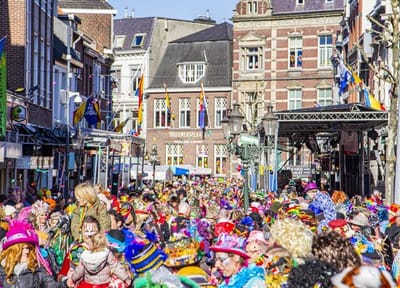 🎭🎉 Vasteloavend 2026! 🎉🎭
In verband met de Vasteloavend zijn wij op maandag en dinsdag gesloten.
Vanaf woensdag staan wij weer fris en fruitig voor jullie klaar!
Geniet van de optochten, de muziek en het samenzijn! 
Tot woensdag!

Team Makelaarskantoor Paul Schreinemachers