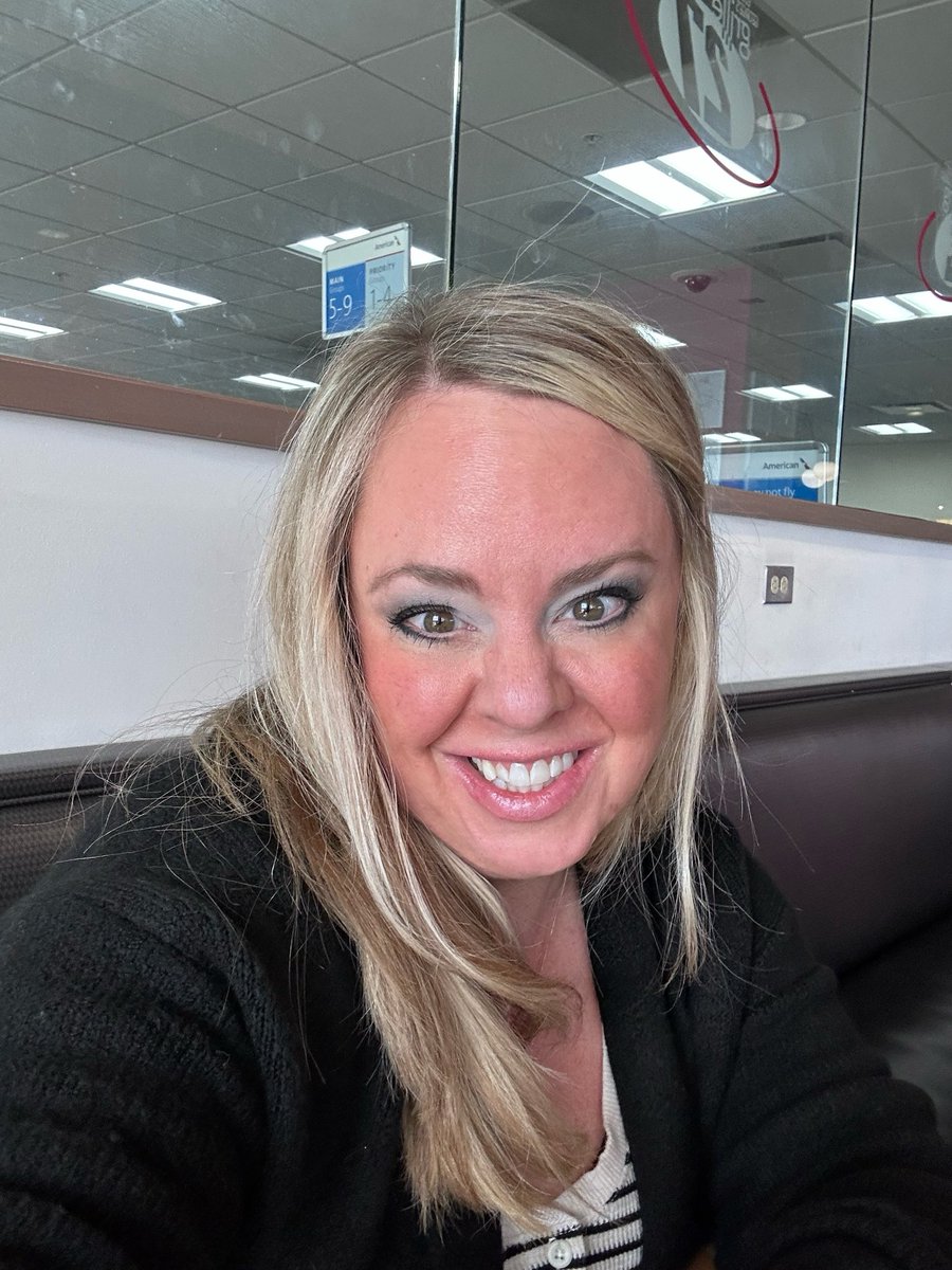 Rachel Lane tweet media