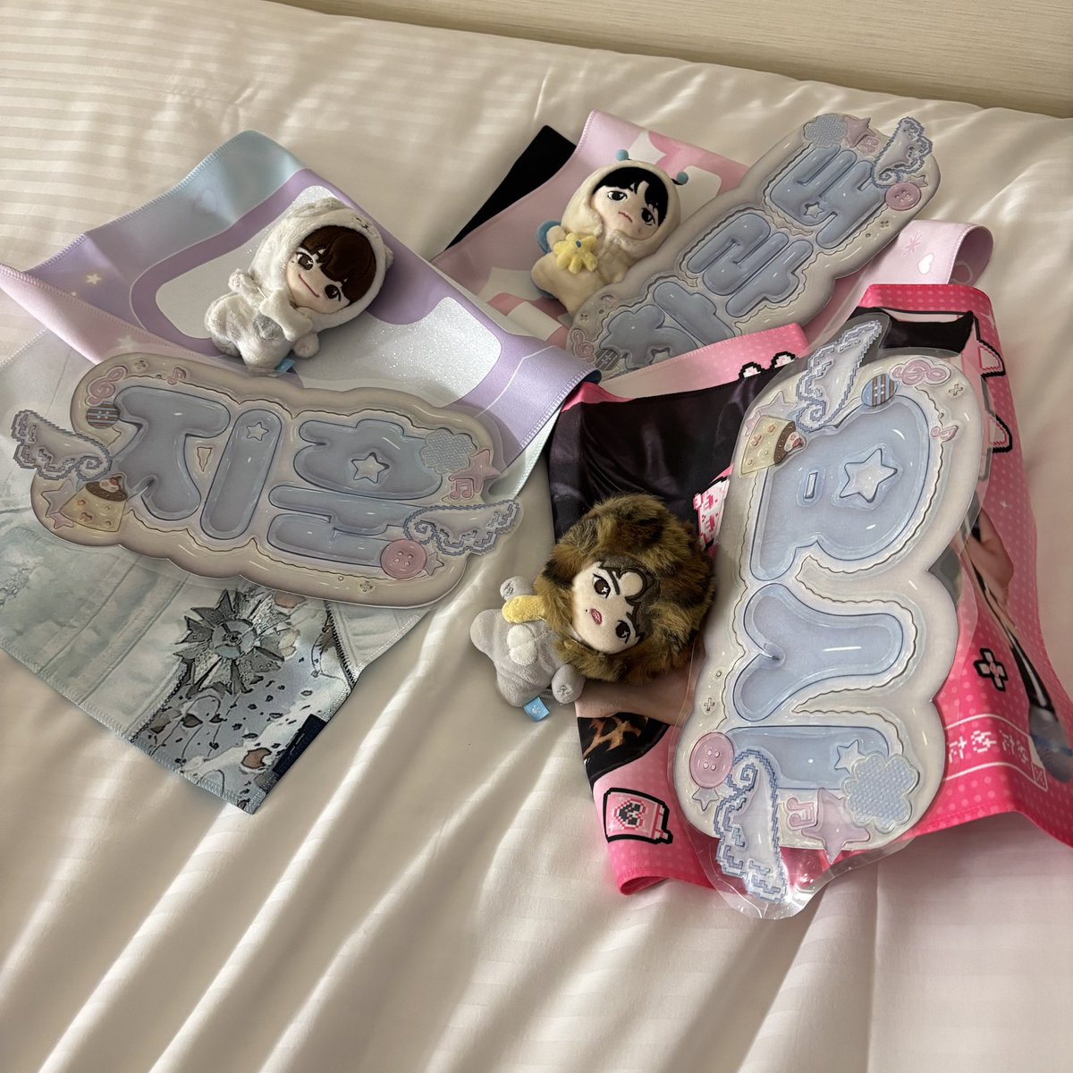 n_yos15's tweet photo. 260210🩵
何気に3人での連番は初😺
#treasure #トゥメと繋がりたい https://t.co/HeUrrdsS5s