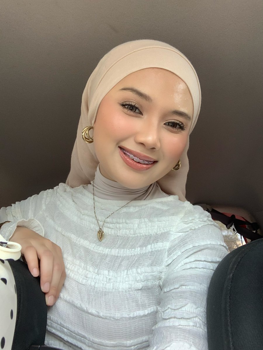 fatinzakieyya's tweet image. ^.^