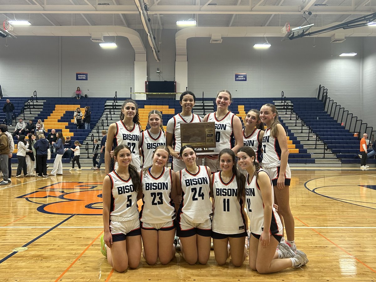 BisonCountry tweet media