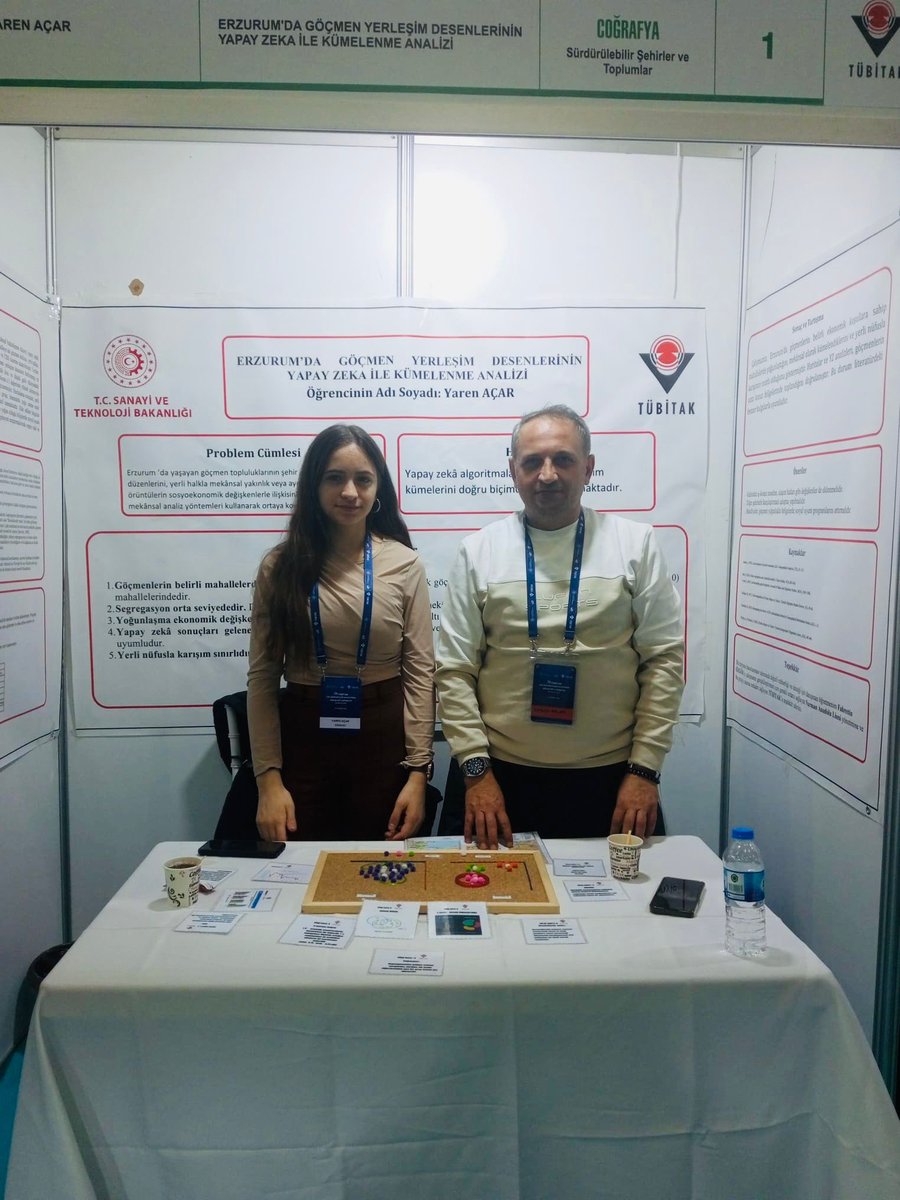 MemNarman's tweet photo. 3 Projemizle katılmış olduğumuz TÜBİTAK Trabzon Bölge Finali sergisinden bölge üçüncülüğü ile ayrıldık.Bu süreçte Danışman Öğretmenlerimiz:
✅Fahrettin ÖZGÖR
✅Mümine SUCU 
✅Emrah POLAT
✅Hilal AKYÜZ hocalarımıza ve öğrencilerimize emekleri için teşekkür ediyoruz. @EnginT25 https://t.co/US3IvFcdyB