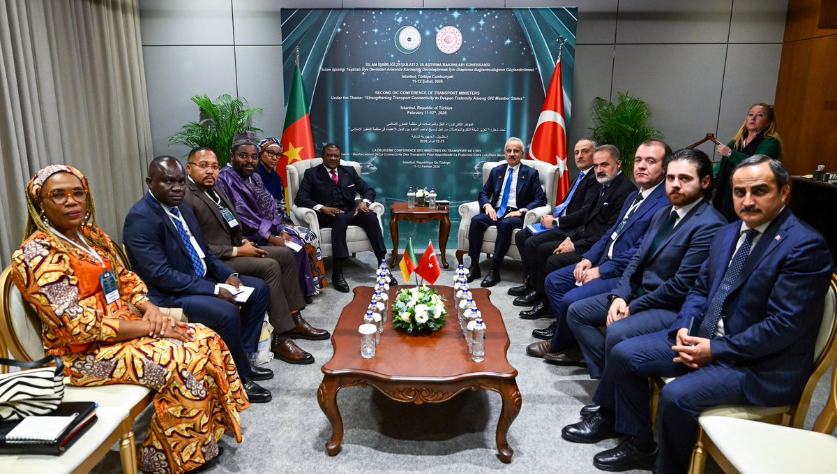 Kamerun Ulaştırma Bakanı Sayın Jean Ernest Massena Ngalle Bibehe ile bir araya geldik.

Türkiye olarak, Afrika ülkeleriyle karşılıklı fayda temelinde kurduğumuz güçlü ortaklıkları sürdürmeye devam edeceğiz.

📍İstanbul

🇹🇷🤝🇨🇲

#TürkiyeHızlanıyor 🇹🇷