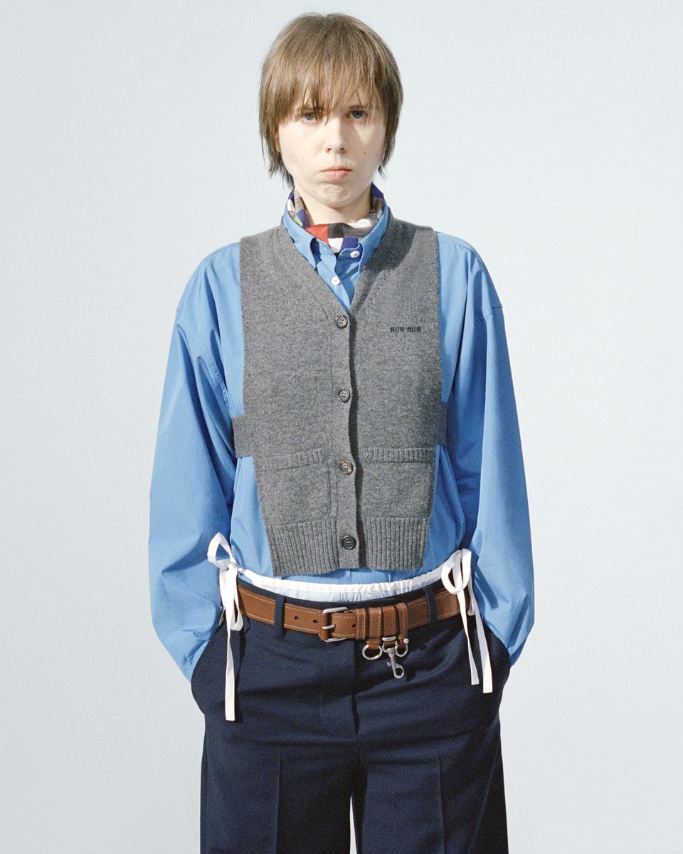 実験音楽デュオ「NEW YORK」のグレッチェン・ローレンスとクンバ