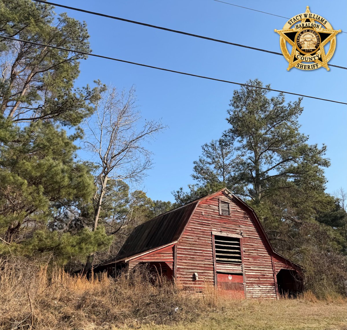 HaralsonSheriff's tweet image. Good Thursday morning, Haralson. We hope y’all have a good day!

"The best preparation for tomorrow is doing your best today." — H. Jackson Brown Jr.

#HaralsonMornings
#AlmostFriday
#Callusifyouneedus
#HCSO