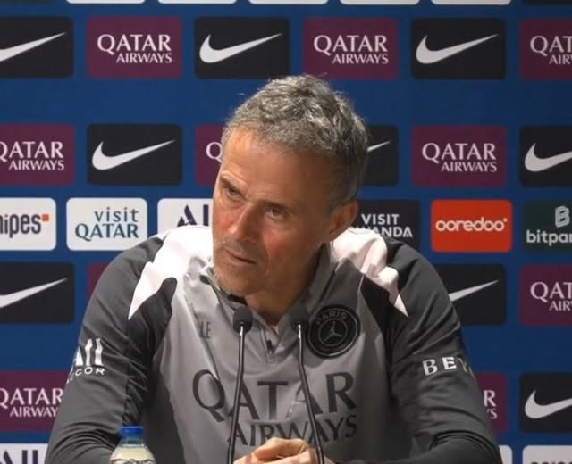 لويس إنريكي (مدرب باريس سان جيرمان): "إن كان هناك لاعب يمتلك صفات تقترب من الكمال، فهو نونو مينديز" 