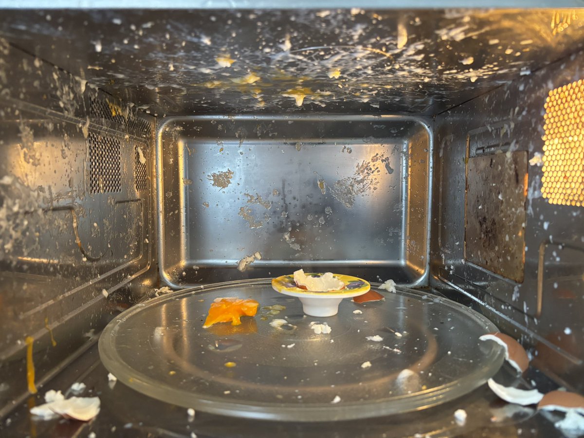 internalcabling's tweet image. Если вас посетит гениальная мысль доготовить слегка недоваренное яичко в микроволновке, то позвольте я сэкономлю вам время и сразу продемонстрирую результат