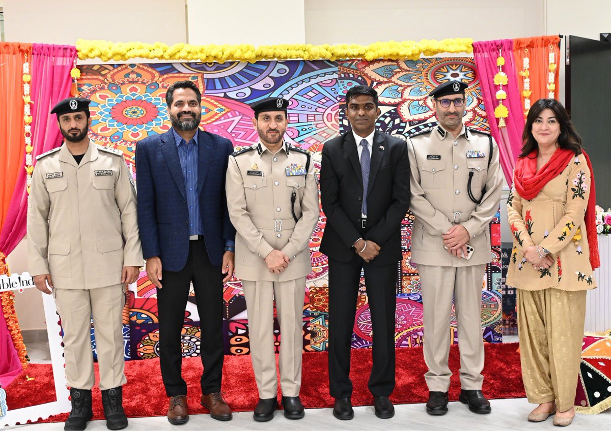Promoting 🇮🇳🇦🇪 tourism partnership!

Consul General Shri Satish Sivan &amp; Brig. Gen. Dr. Ali Ahmed Abu Al Zoud inaugurated the #ExperienceIncredibleIndia at Sharjah Police HQ. A dynamic B2C event where tourism stakeholders showcased the best of India's diverse destinations.