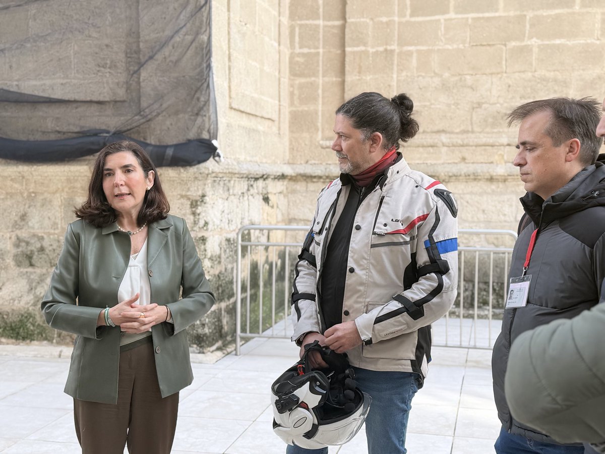 Atendemos a representantes de los trabajadores de Ayesa en el <a href="/ParlamentoAnd/">Parlamento Andalucía</a> 

La <a href="/AndaluciaJunta/">Junta de Andalucía</a> está con sus más de 3.600 empleados en nuestra comunidad.

Trabajamos, en el marco de nuestras competencias, para garantizar diálogo, estabilidad y que no haya afección al empleo.