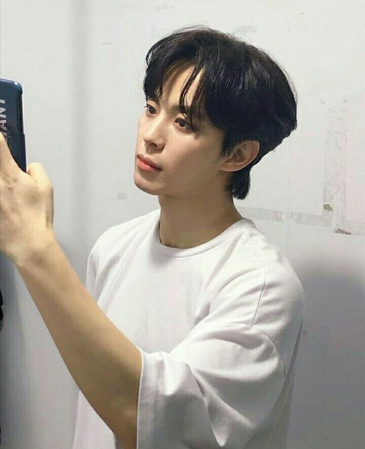 kongBface's tweet photo. https://t.co/69Um9Pj5cS