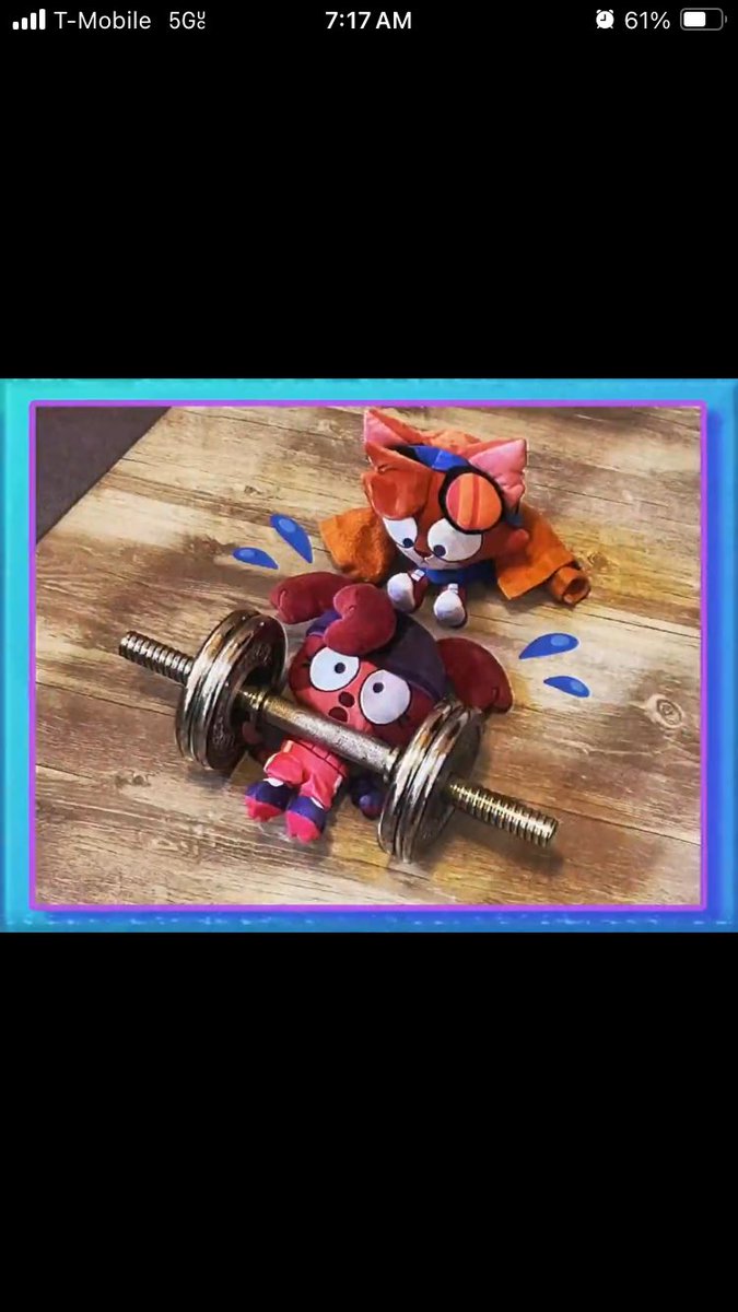 (Alex) ComedyEstudios tweet media