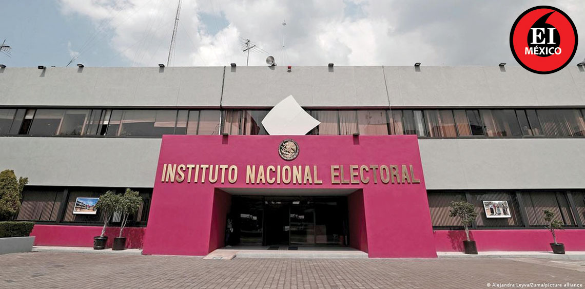 ElInformanteMX's tweet photo. 72.5% de los #mexicanos piden #cambios en el @INEMexico
Solo el 24.7% de los #encuestados identifica a la #ConsejeraPresidenta del #INE.
https://t.co/dHFoVVKH5k https://t.co/l3rQinpIjE