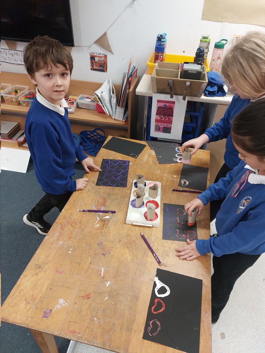 stpetersgala's tweet photo. Primary 2 have been learning about the value of love through Valentines activities, including, painting techniques, crafts and writing. #enjoylearning #respect #kindness https://t.co/J5oRs436Zw