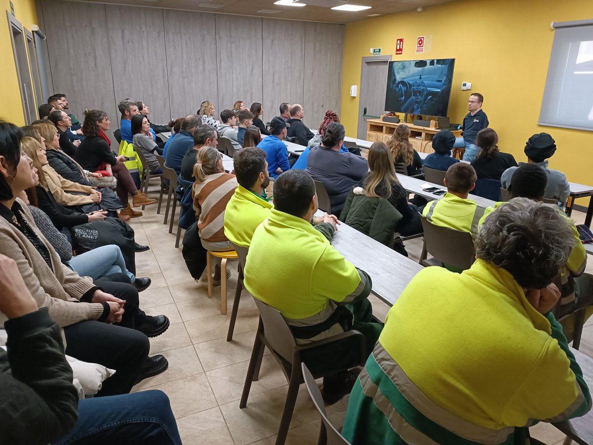 🐾 Hace ya tres febreros tuvimos la inolvidable fortuna de visitar un lugar que todos deberíamos conocer en persona: <a href="/fageda/">La Fageda</a>. El Hayedo, en castellano. Un paraíso natural cuya marca trasciende su impactante éxito empresarial

🧙‍♂️ No pierdas la oportunidad de conocer su historia,