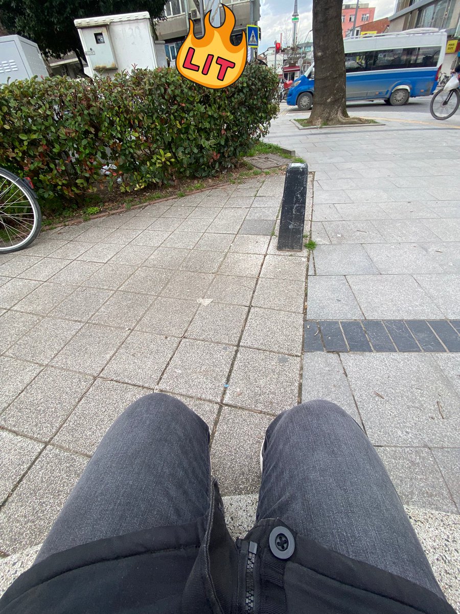 böyle zulme gülme
dinamit elde gidene dek bi bekle
mesela yani?