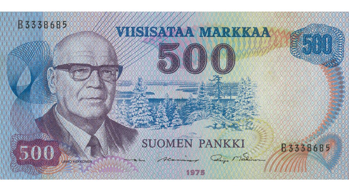 KenraalitSuomi's tweet photo. On aika ottaa Suomi takaisin. Brysselin byrokraatit ja NATOn sotapäälliköt eivät päätä meidän tulevaisuudestamme. Itsenäinen puolustus, oma valuutta ja naapuri Venäjän kanssa sovitut yhteiset pelisäännöt – se on Suomen etu, ei vieraan vallan käskyt.

#Suomi #itsenäisyys #markka https://t.co/37gaNcwRNh