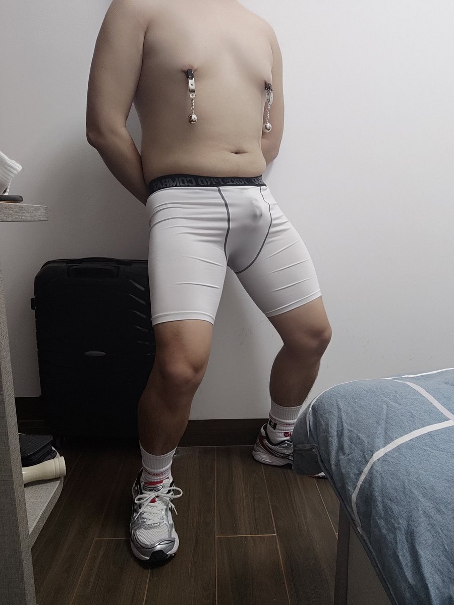 总是咩咩叫的阿棂sama tweet media